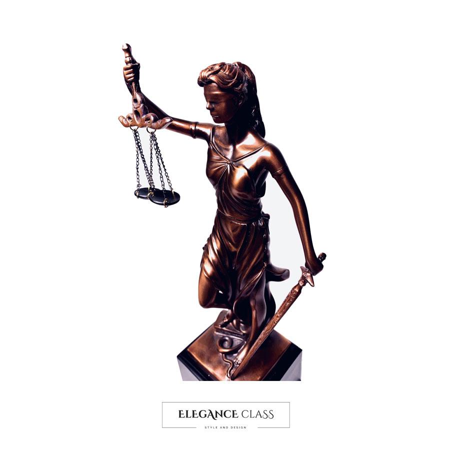 Figura Dama Justicia + Grabado Personalizado